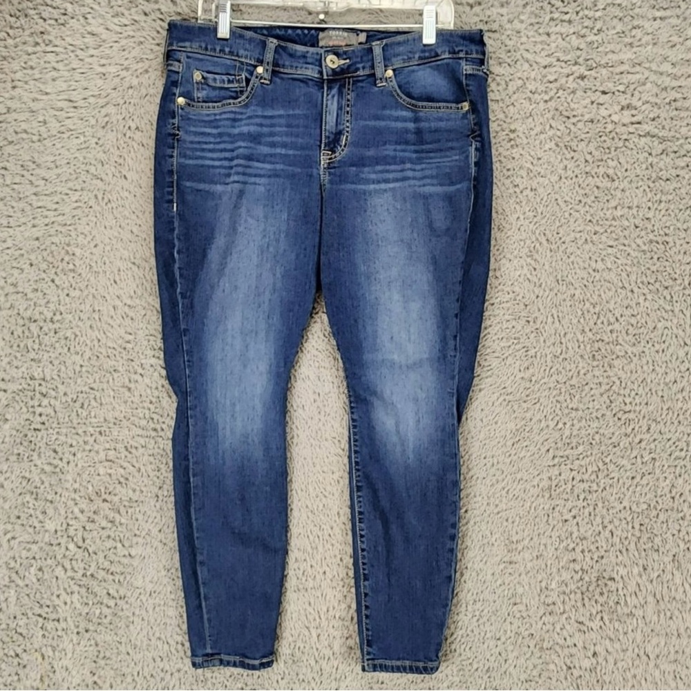 Torrid Jeans Womens 12 Petite Dark Wash Stretch Mid Rise Shaping Skinny